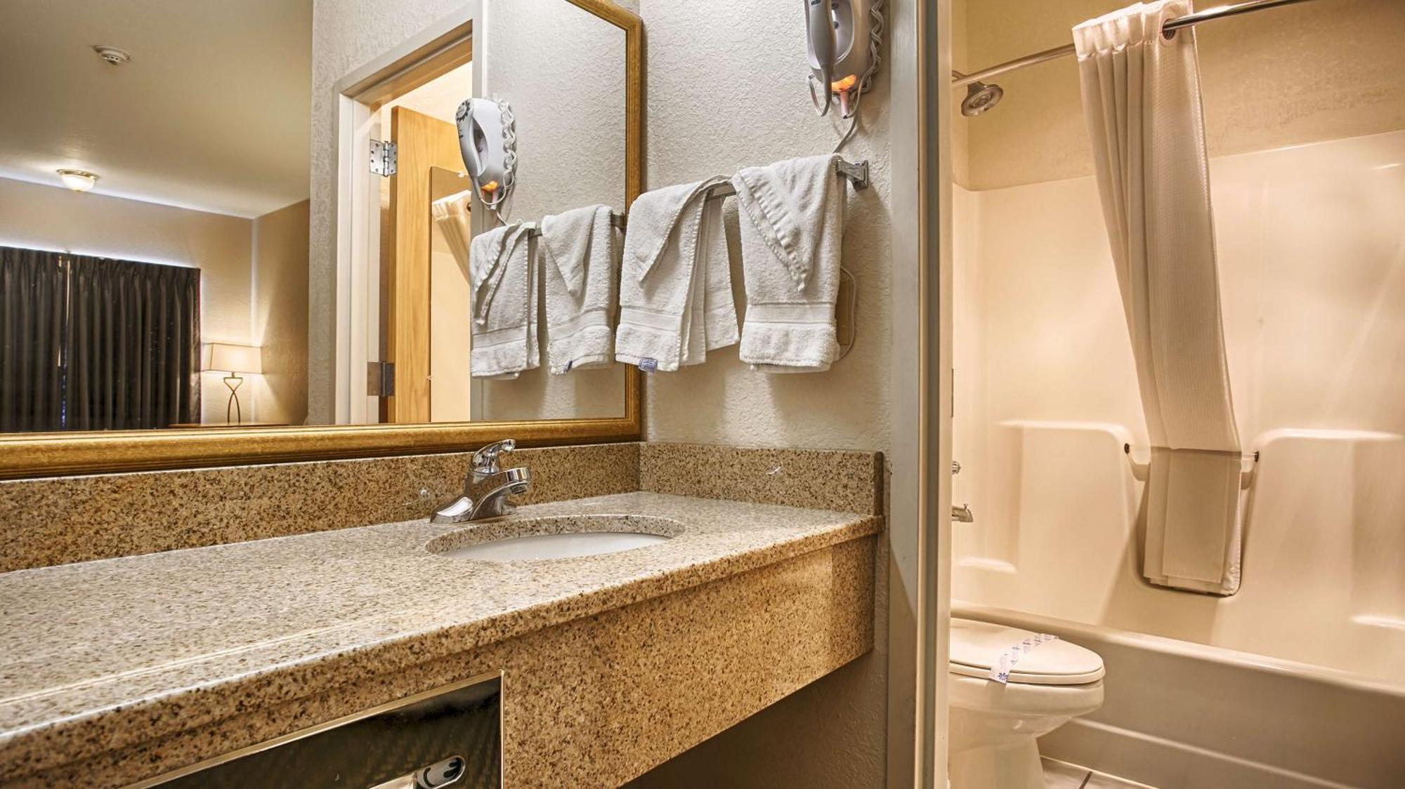 Surestay Hotel By Best Western Ottawa Екстер'єр фото