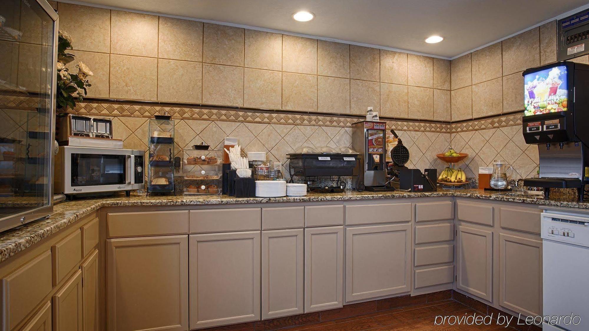 Surestay Hotel By Best Western Ottawa Ресторан фото